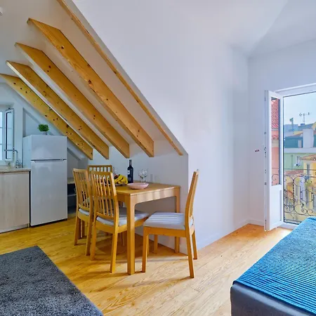 Stunning Loft In The Downtown 아파트