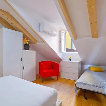 Stunning Loft In The Downtown شقة *